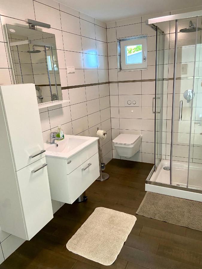 Villa Rudy Holiday Home Njivice Esterno foto