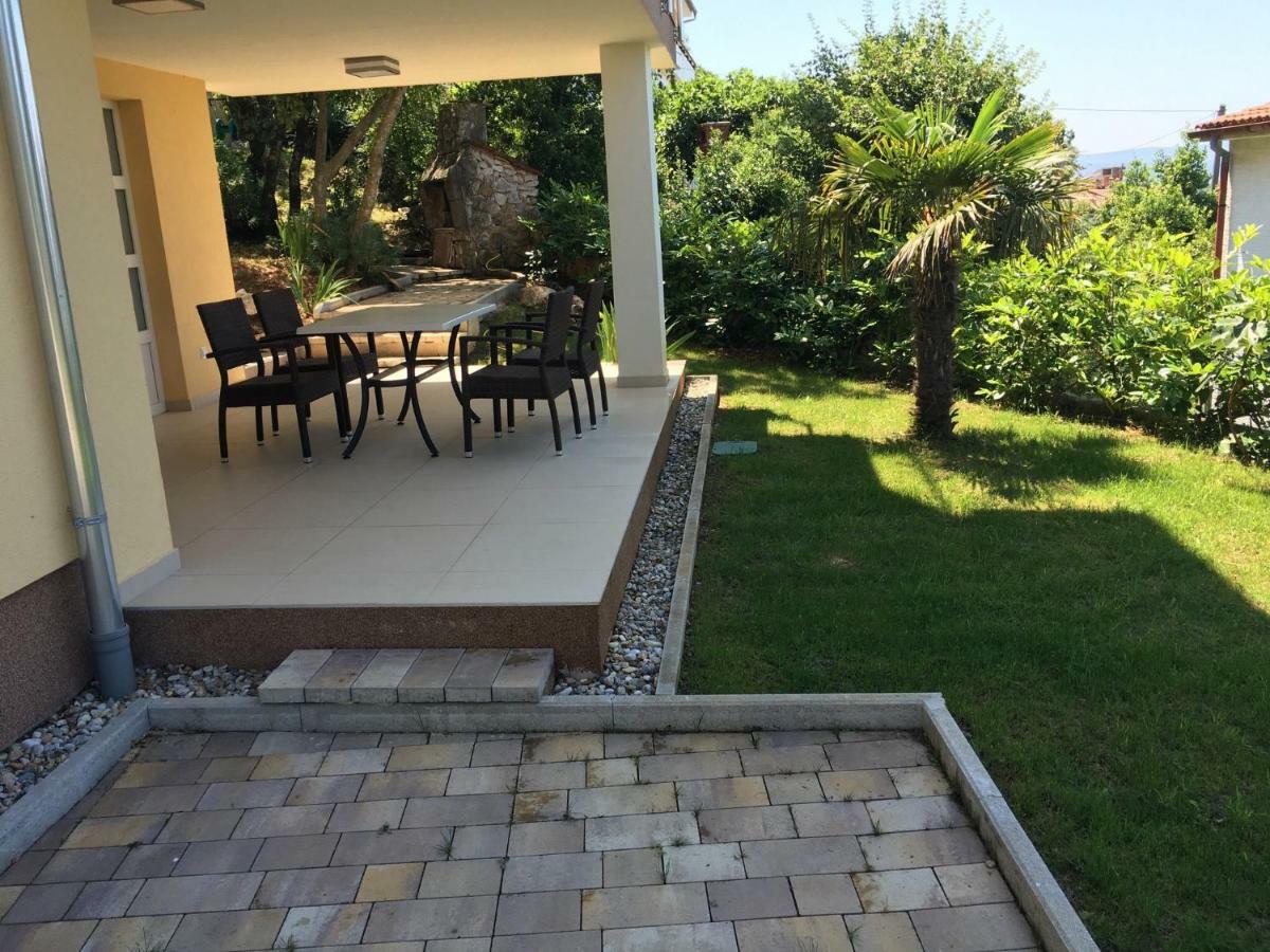 Villa Rudy Holiday Home Njivice Esterno foto